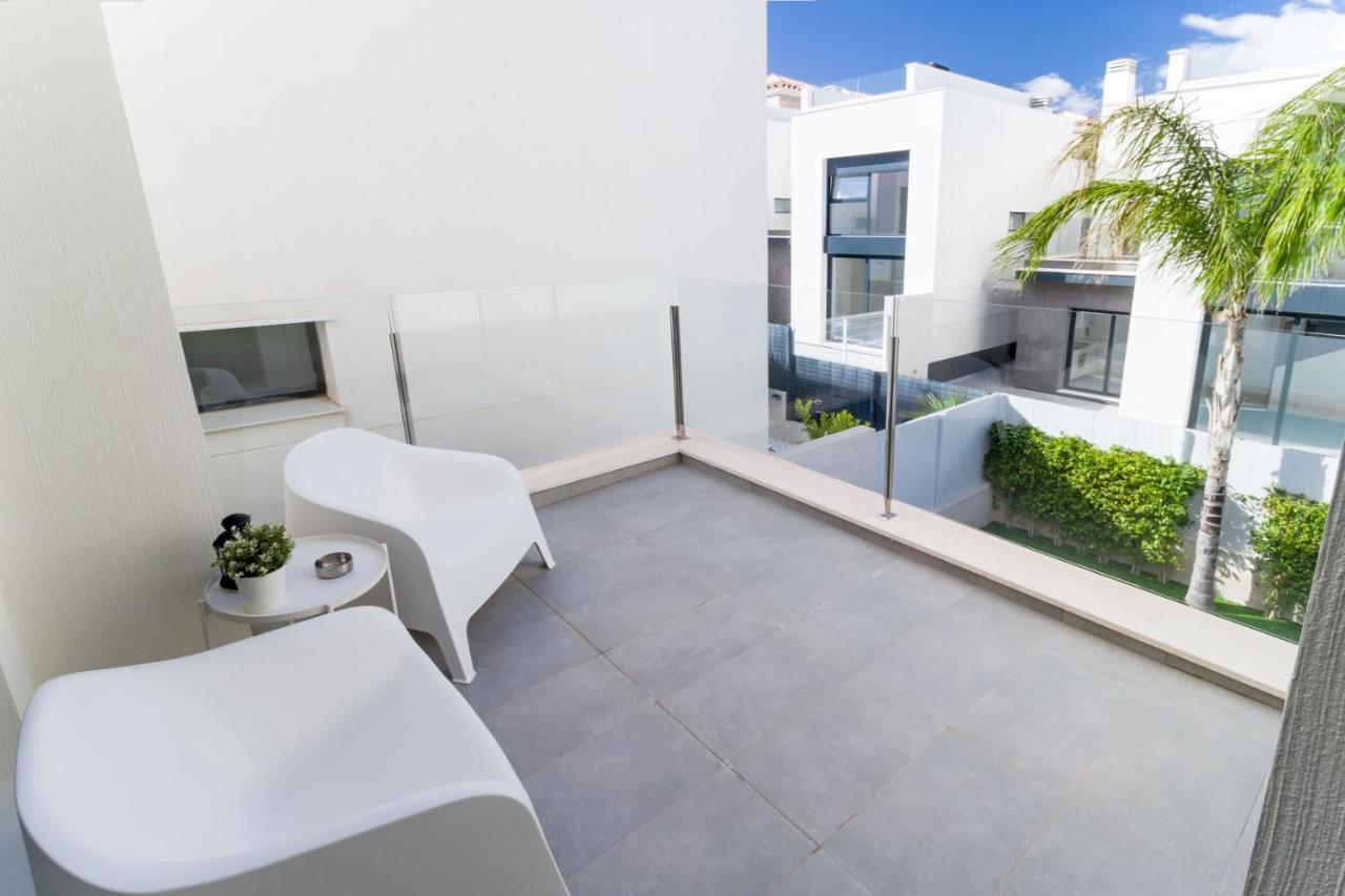 High Tech Villa Navia SPAnien Orihuela Exterior foto